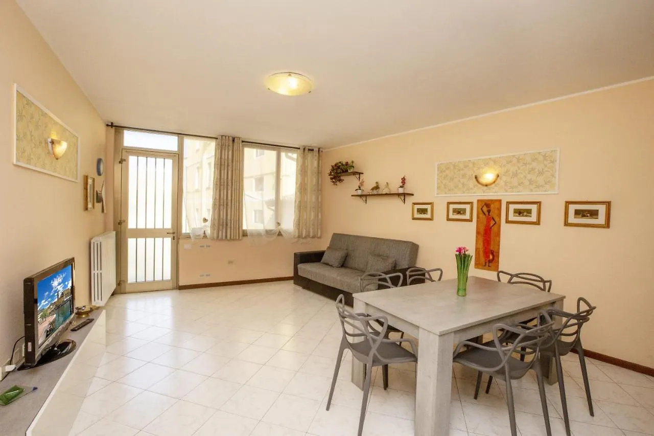 Appartement Casa Fabrizia à Desenzano del Garda